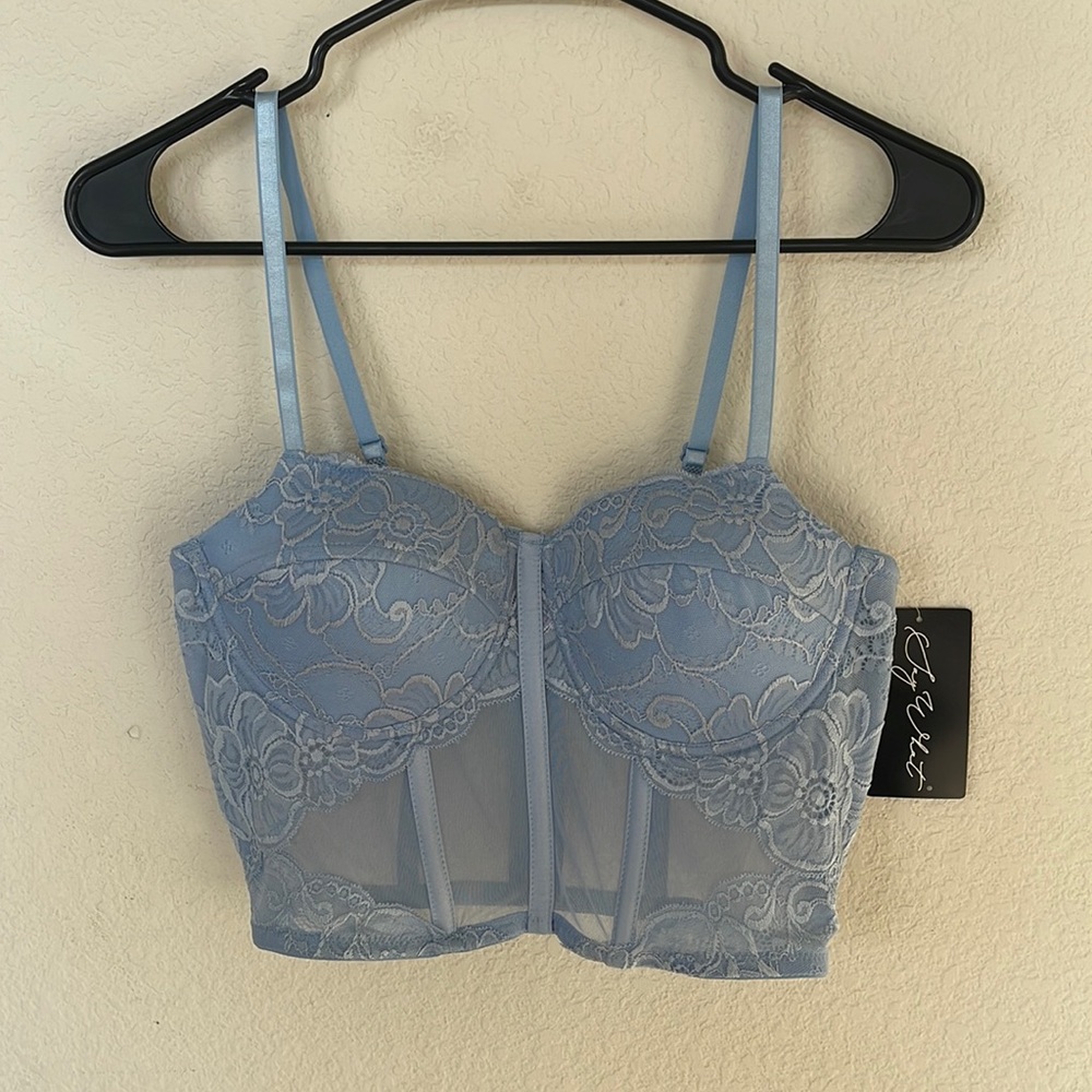 Lace crop top